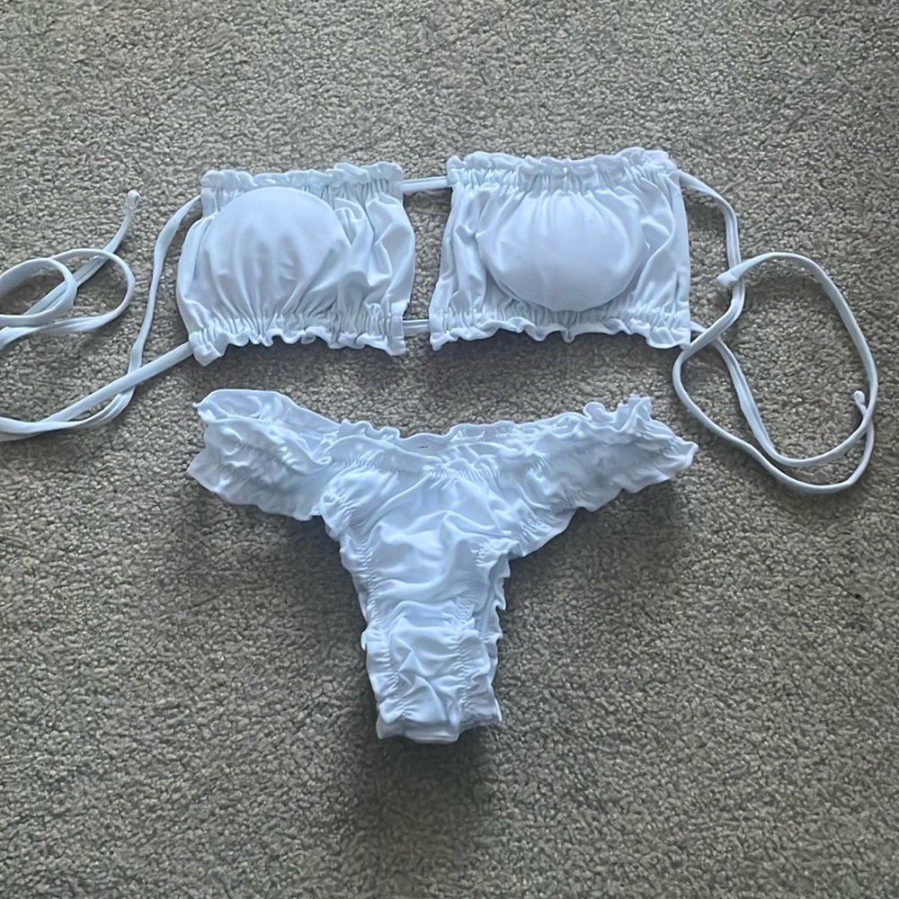 Convertible White Frilly Bikini Set NWOT